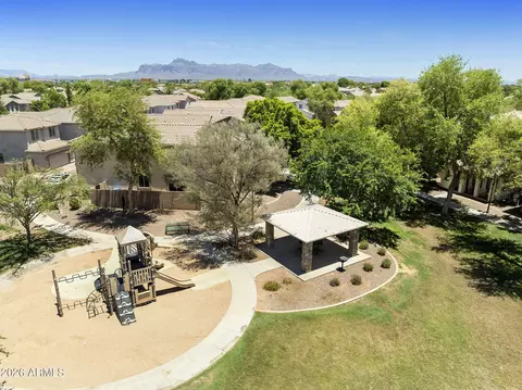 View/Area - 10206 E Isleta Ave, Mesa, AZ 85209 photo 21 of 22