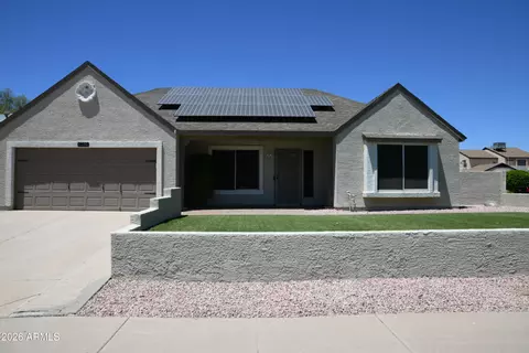 Exterior - 1326 E Taro Ln, Phoenix, AZ 85024 photo 2 of 4