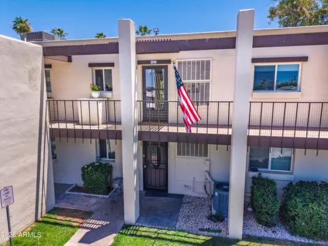 131 N Higley Rd #218, Mesa, AZ 85205