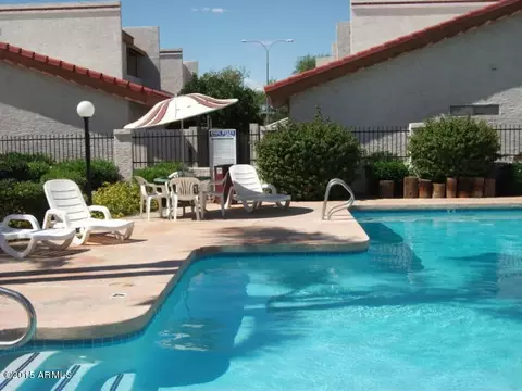 8709 N Shadow Ln, Peoria, AZ 85345