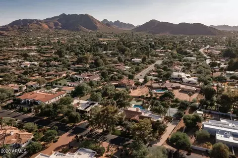 9414 N 53rd Pl, Paradise Valley, AZ 85253