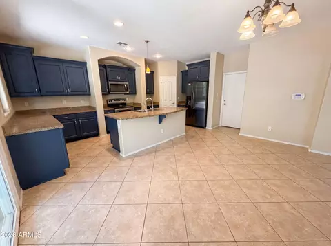Kitchen - 2695 E Vermont Ct, Gilbert, AZ 85295 photo 4 of 4