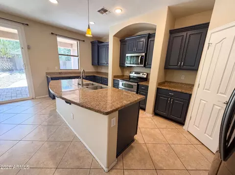 Kitchen - 2695 E Vermont Ct, Gilbert, AZ 85295 photo 2 of 4