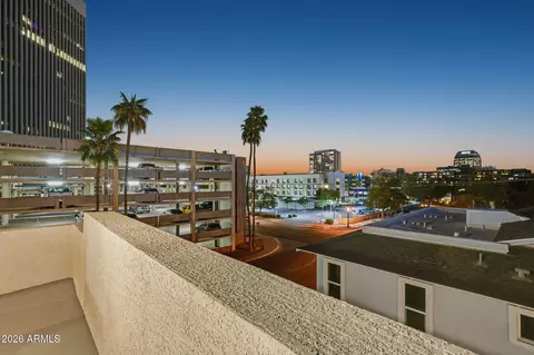 124 W Willo Ct, Phoenix, AZ 85003 photo 7