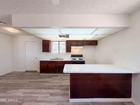 4451 S 20th St, Phoenix, AZ 85040 photo 7