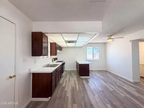 4451 S 20th St, Phoenix, AZ 85040 photo 6