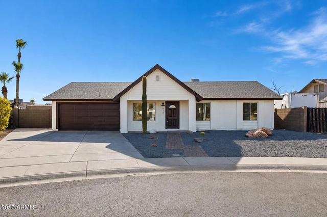 619 N Sun Meadows Ave, Chandler, AZ 85226