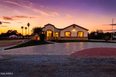 5618 S 100th Ave, Tolleson, AZ 85353