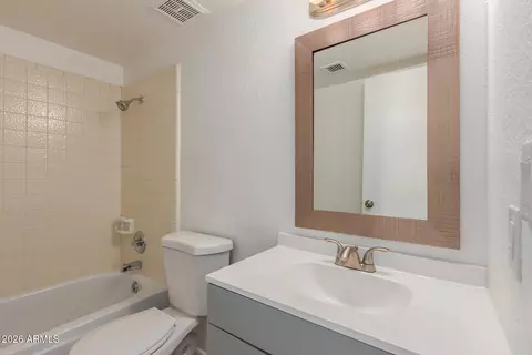 Bath - 4717 E Willow Ave, Phoenix, AZ 85032 photo 2 of 2
