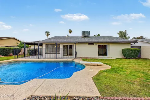 Exterior - 4717 E Willow Ave, Phoenix, AZ 85032 photo 7 of 9