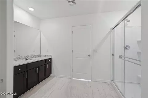 Bath - 670 W Cedar Ave, Florence, AZ 85132 photo 1 of 2