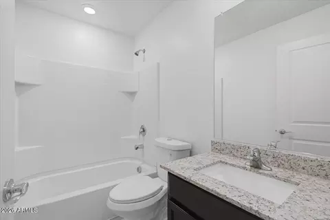 Bath - 670 W Cedar Ave, Florence, AZ 85132 photo 2 of 2