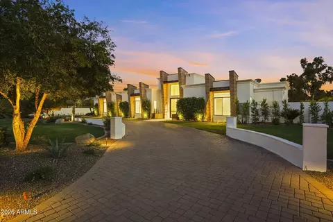 4935 E Berneil Dr, Paradise Valley, AZ 85253