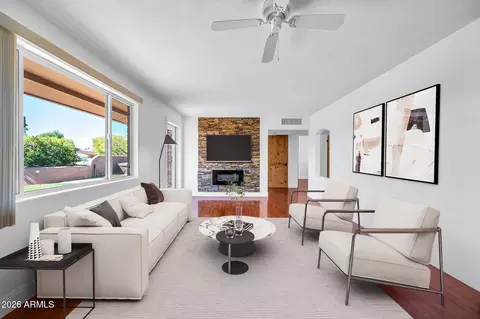 Living - 1448 E Royal Palm Rd, Phoenix, AZ 85020 photo 1 of 4