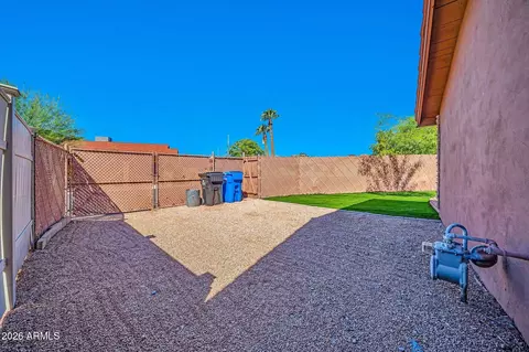 Exterior - 1448 E Royal Palm Rd, Phoenix, AZ 85020 photo 4 of 18