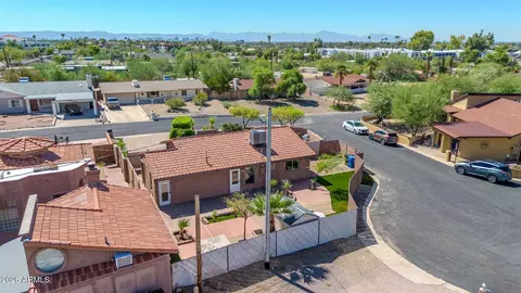 View/Area - 1448 E Royal Palm Rd, Phoenix, AZ 85020 photo 8 of 14