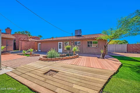 Exterior - 1448 E Royal Palm Rd, Phoenix, AZ 85020 photo 7 of 18