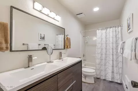 Bath - 10876 E Pear Tree Dr, Cornville, AZ 86325 photo 2 of 4