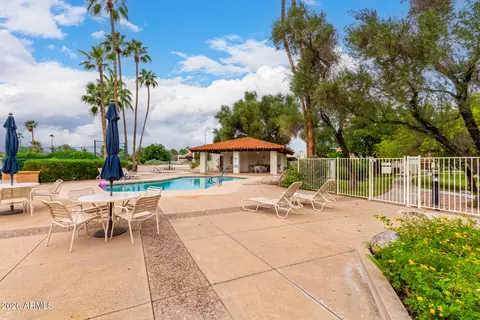 Exterior - 11615 N 40th Way, Phoenix, AZ 85028 photo 7 of 7