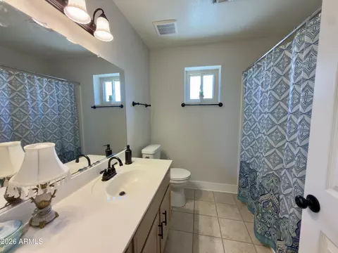 Bath - 11531 E Kiva Ave, Mesa, AZ 85209 photo 1 of 4