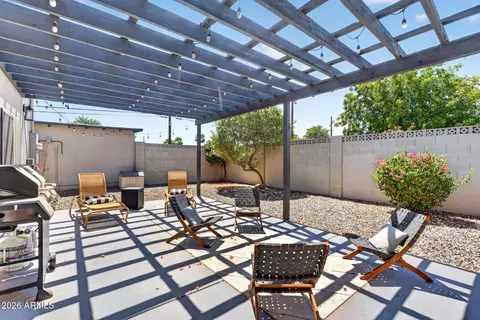 Exterior - 4401 N 19th Pl, Phoenix, AZ 85016 photo 5 of 8
