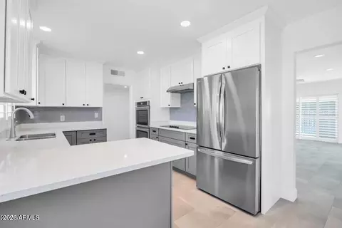 1107 E Marlette Ave, Phoenix, AZ 85014 photo 4