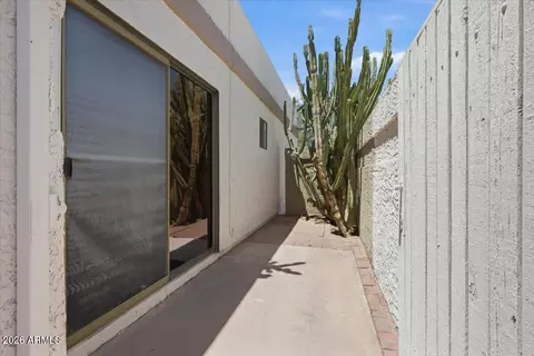 Exterior - 1320 E Marny Rd, Tempe, AZ 85288 photo 5 of 10
