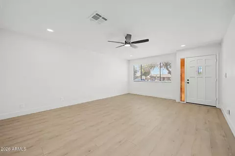 562 E Hondo Ave, Apache Junction, AZ 85119 photo 8