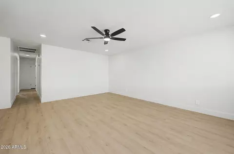 562 E Hondo Ave, Apache Junction, AZ 85119 photo 7