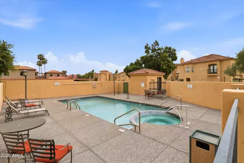 Exterior - 5015 E Cheyenne Dr #17, Phoenix, AZ 85044 photo 5 of 5
