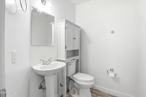 Bath - 5015 E Cheyenne Dr #17, Phoenix, AZ 85044 photo 1 of 6
