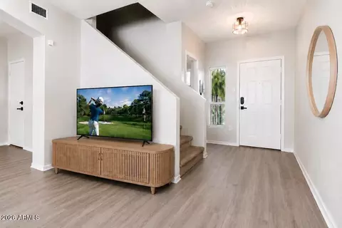 Entry Way - 4167 E Betsy Ln, Gilbert, AZ 85296 photo 1 of 3