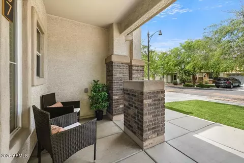 Exterior - 4167 E Betsy Ln, Gilbert, AZ 85296 photo 2 of 11