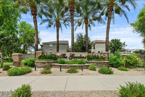 Exterior - 4167 E Betsy Ln, Gilbert, AZ 85296 photo 9 of 11
