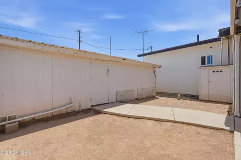 Exterior - 11293 N Mcgee Rd, Valley Farms, AZ 85191 photo 8 of 10