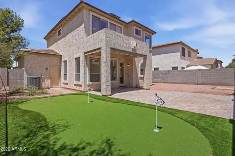 Exterior - 1835 E Dunbar Dr, Phoenix, AZ 85042 photo 2 of 6