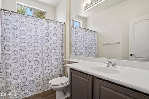 Bath - 1835 E Dunbar Dr, Phoenix, AZ 85042 photo 1 of 3