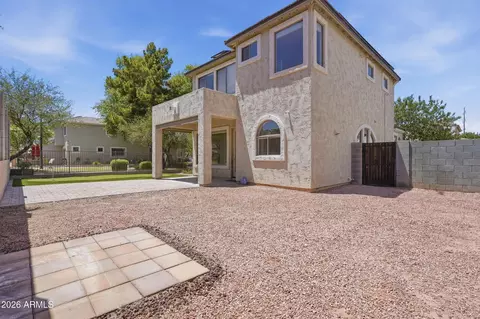 Exterior - 1835 E Dunbar Dr, Phoenix, AZ 85042 photo 4 of 6