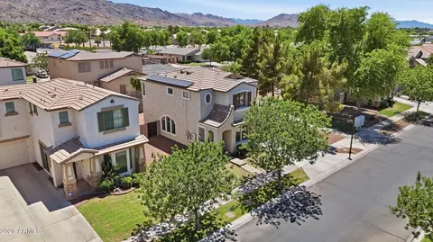 View/Area - 1835 E Dunbar Dr, Phoenix, AZ 85042 photo 3 of 6