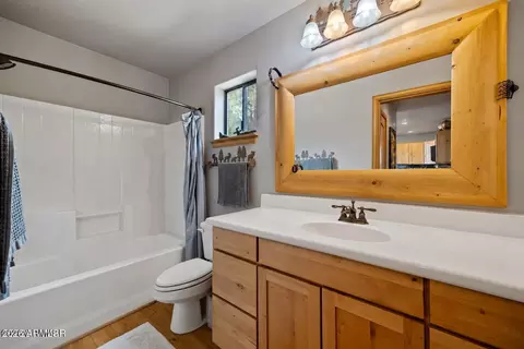 Bath - 2228 Eagle Ln, Overgaard, AZ 85933 photo 1 of 4