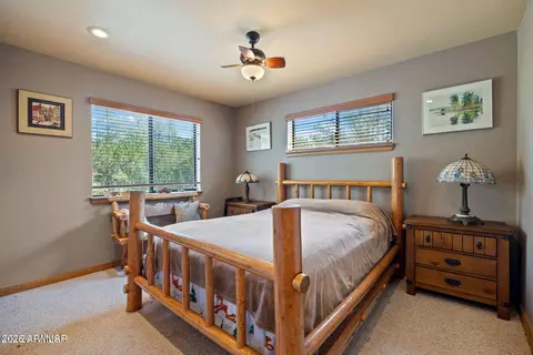 Bedroom - 2228 Eagle Ln, Overgaard, AZ 85933 photo 1 of 4