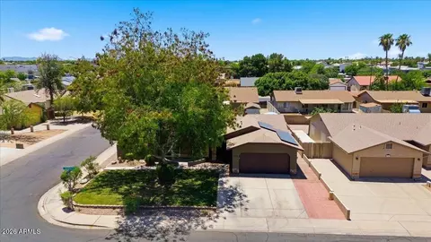 View/Area - 755 E Palomino Dr, Gilbert, AZ 85296 photo 2 of 2