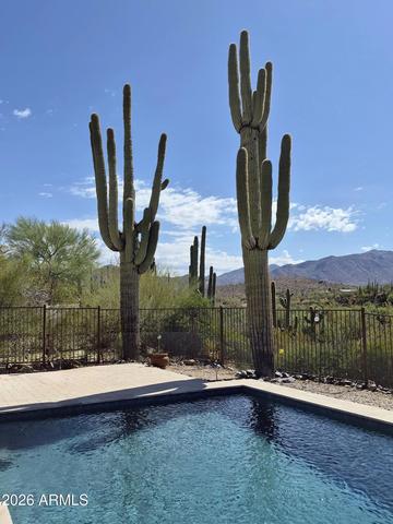 41455 N Ironwood Blf, Cave Creek, AZ 85331