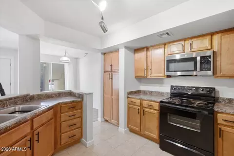 Kitchen - 1331 W Baseline Rd #237, Mesa, AZ 85202 photo 1 of 5