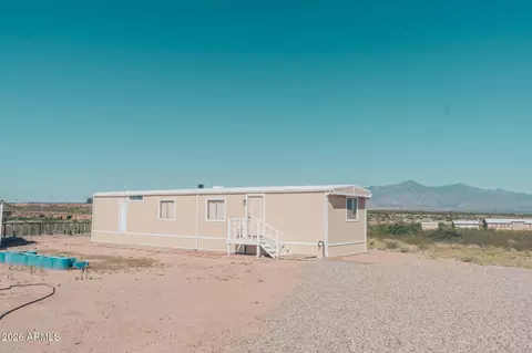 10114 S Brittany Ln, Hereford, AZ 85615