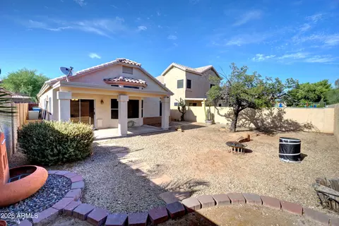 Exterior - 4329 E South Fork Dr, Phoenix, AZ 85044 photo 3 of 10