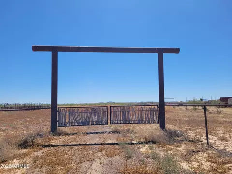 0 N Eagle Eye Rd #-, Aguila, AZ 85320