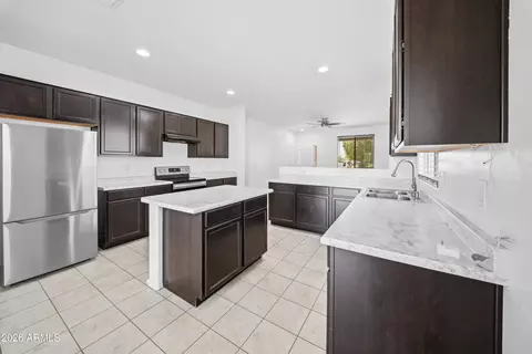 Kitchen - 2437 S 73rd Dr, Phoenix, AZ 85043 photo 3 of 3