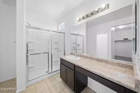 Bath - 2437 S 73rd Dr, Phoenix, AZ 85043 photo 1 of 1