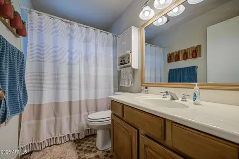 Bath - 5331 E Dodge St, Mesa, AZ 85205 photo 1 of 5